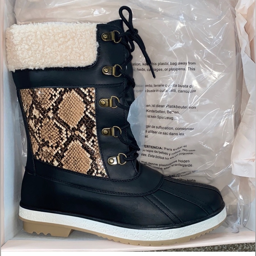 Winter fur trim boots 🖤